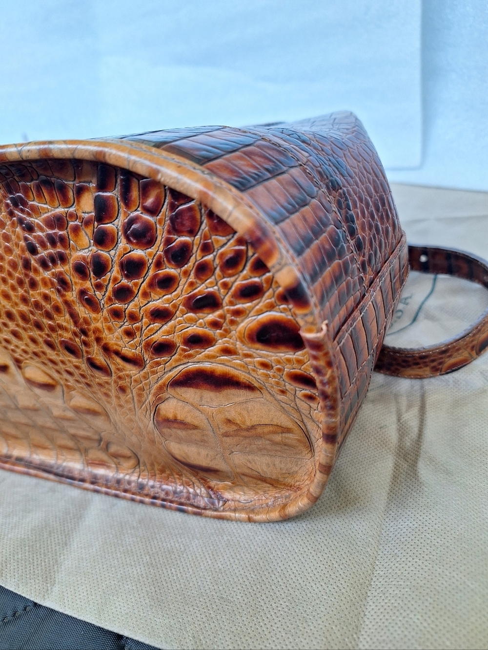 Brahmin Julian Tote Pecan Melbourne Croc Embossed Leather Bucket Bag + Organizer - Picture 12 of 16